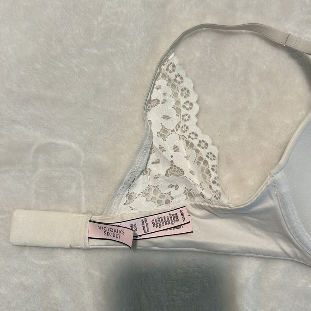 Victoria’s Secret bra - Picture 4 of 7
